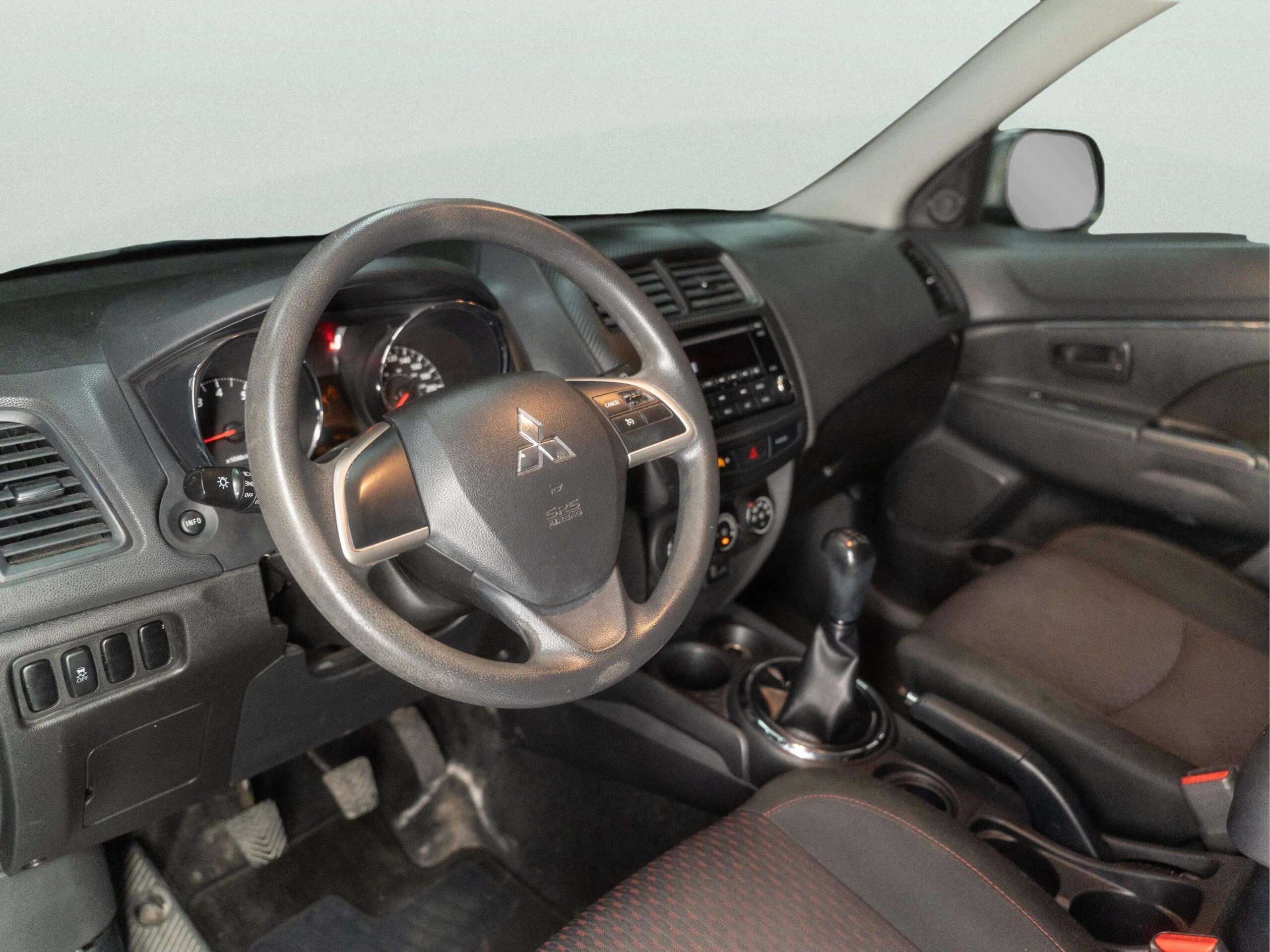 2017 Mitsubishi RVR