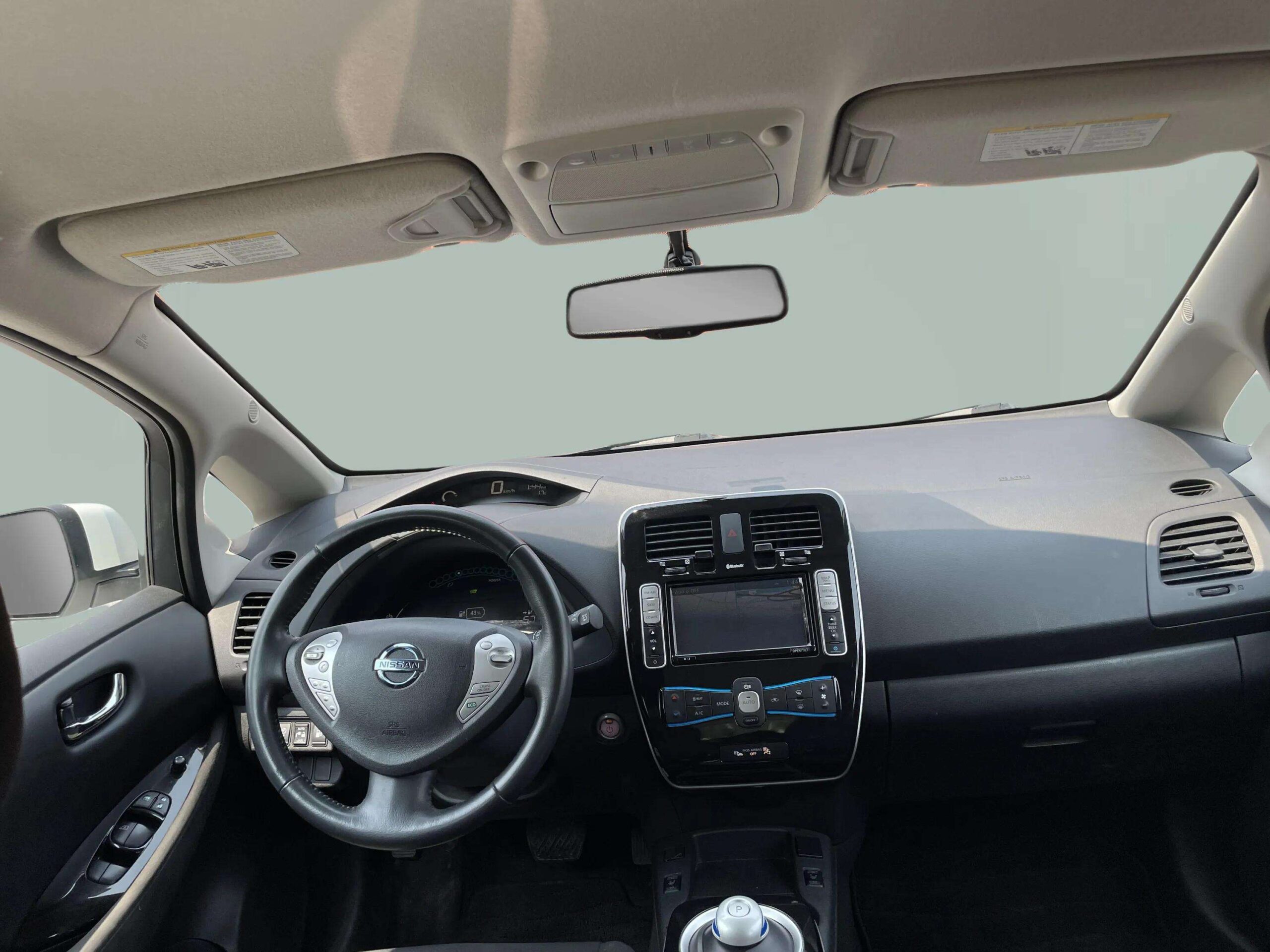 2016 Nissan LEAF