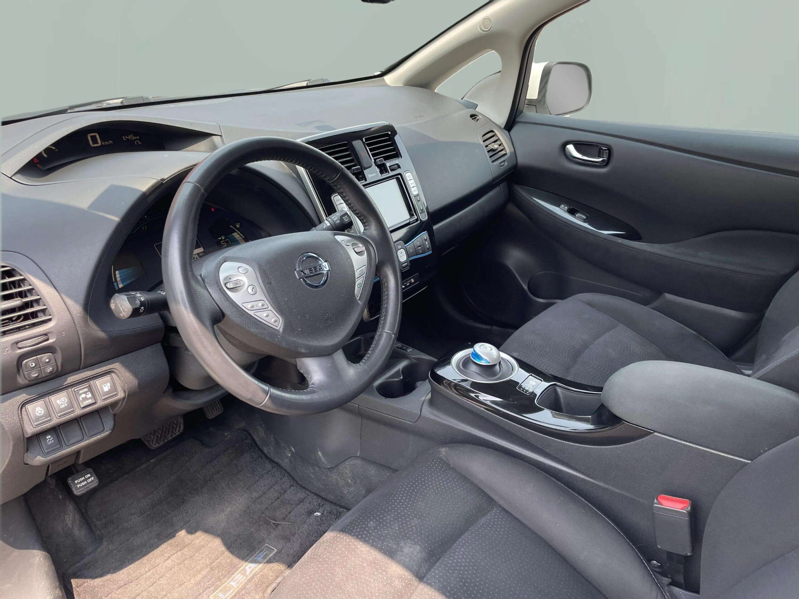 2016 Nissan LEAF