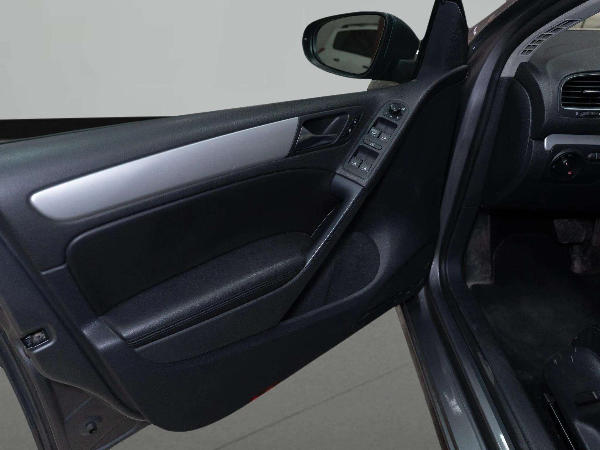 2010 Volkswagen Golf