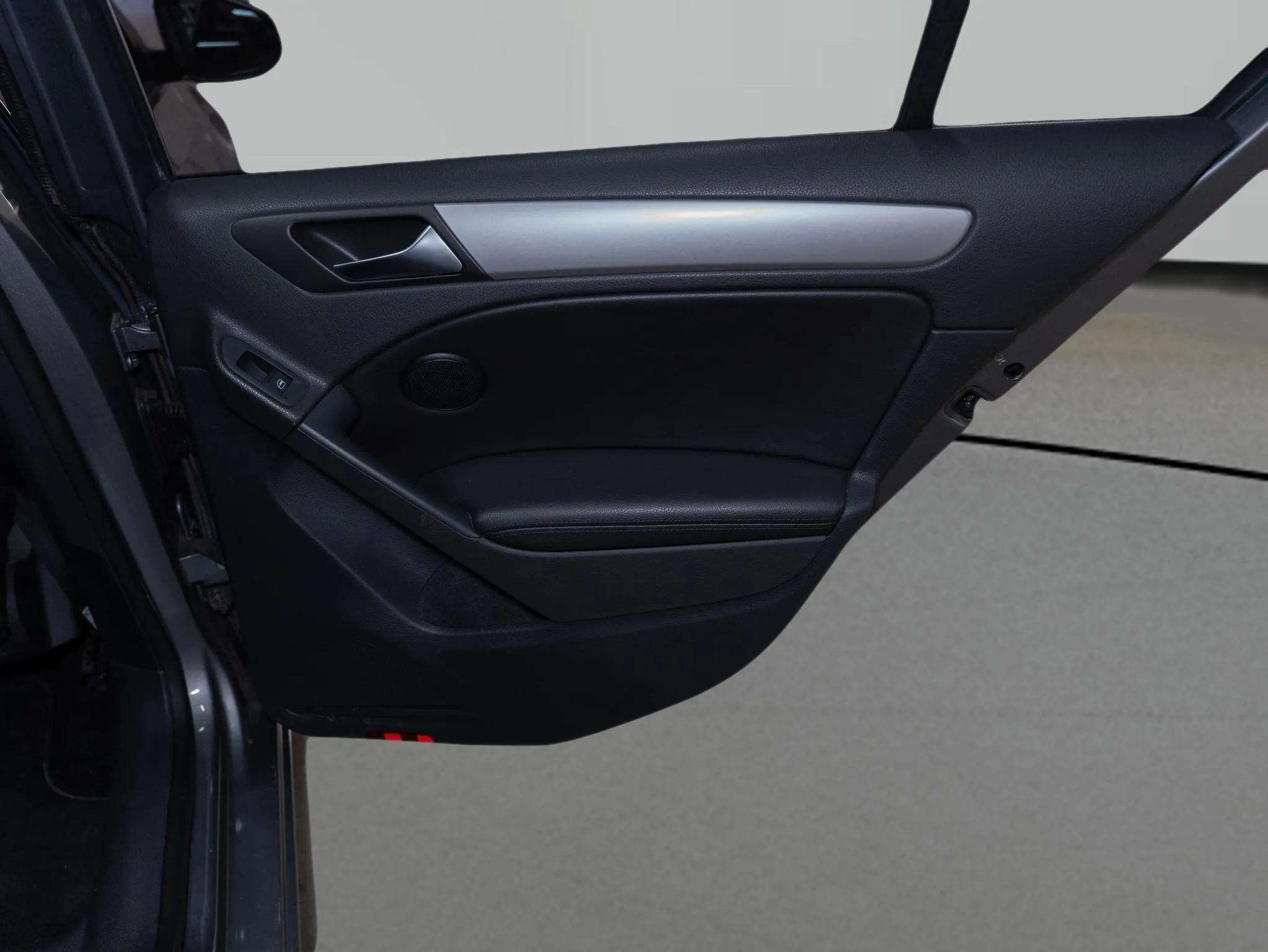 2010 Volkswagen Golf