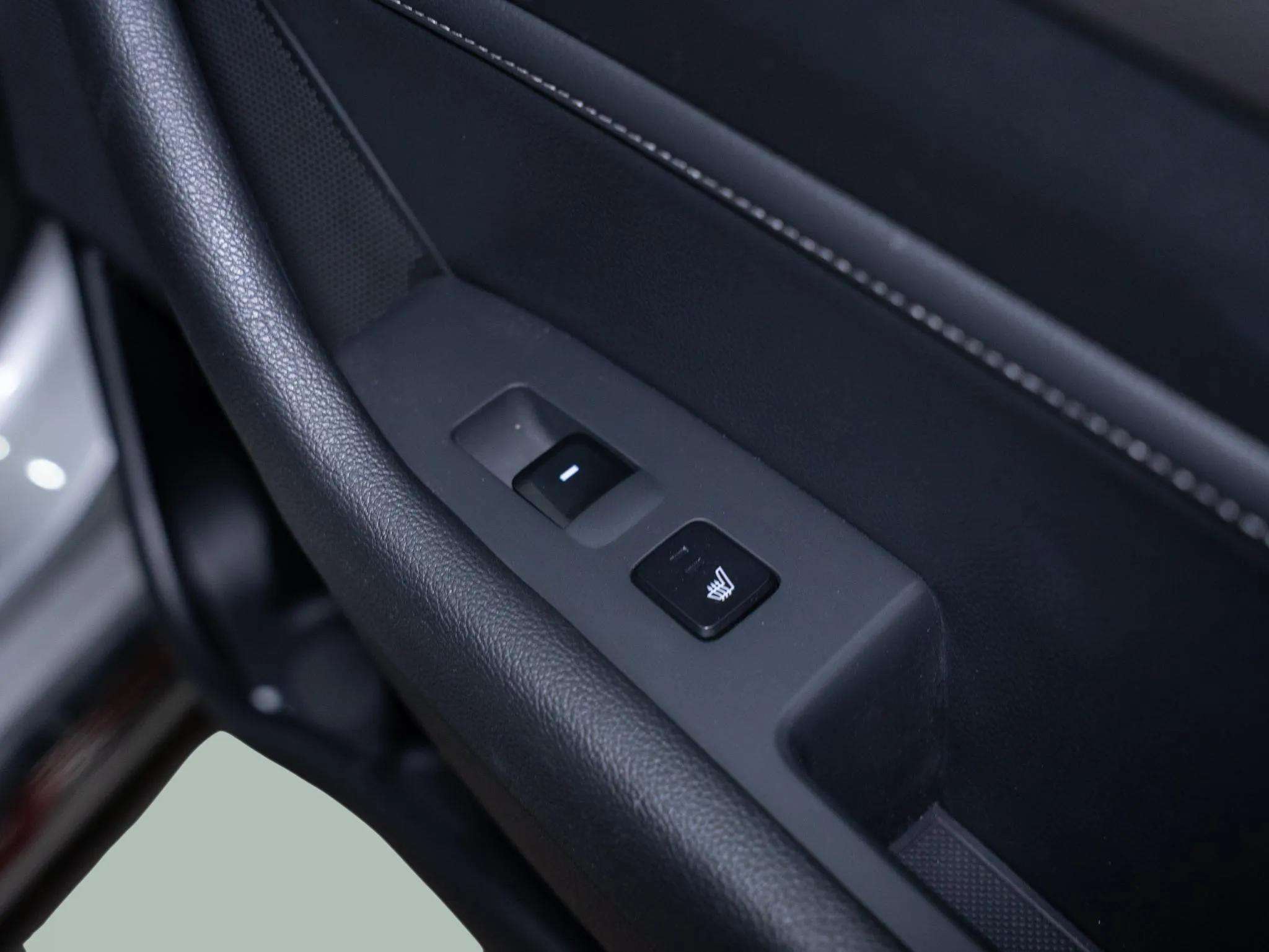 2015 Hyundai Sonata Sport / Limited / Sport 2.0