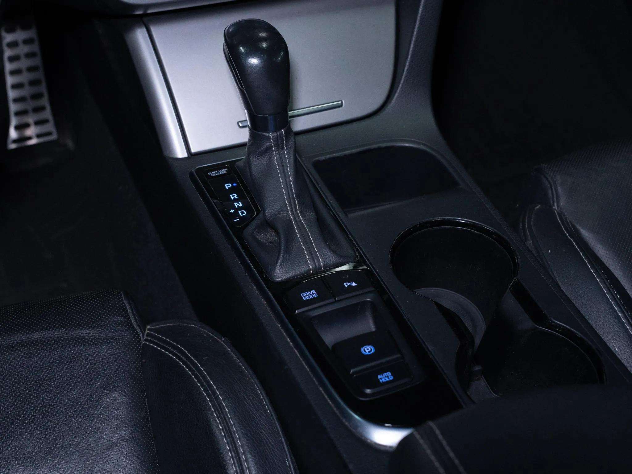 2015 Hyundai Sonata Sport / Limited / Sport 2.0