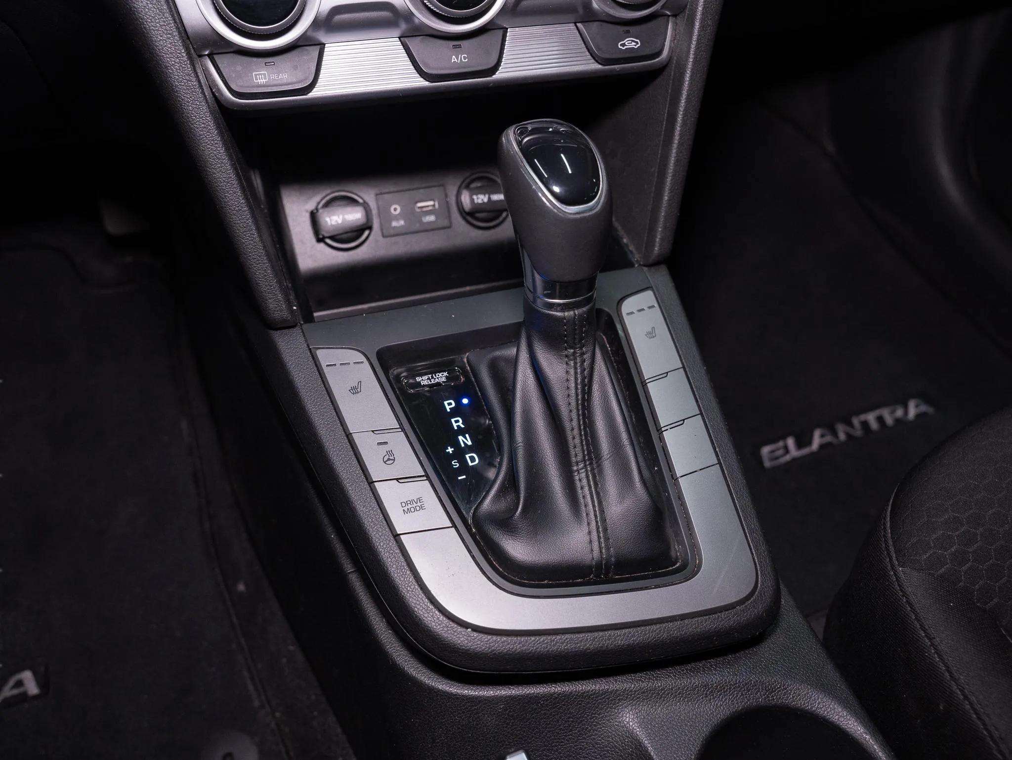 2019 Hyundai Elantra