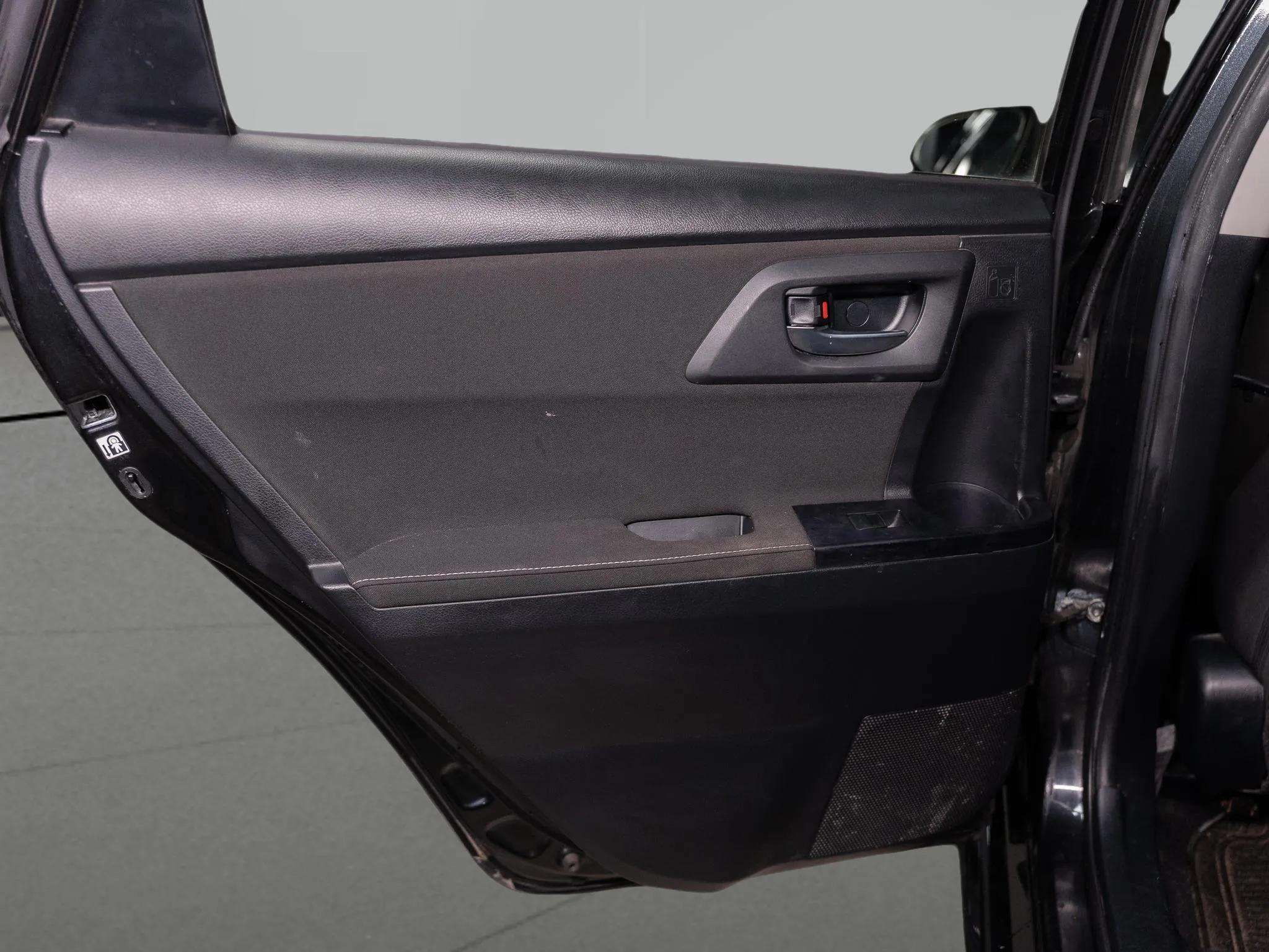 2016 Toyota Scion im