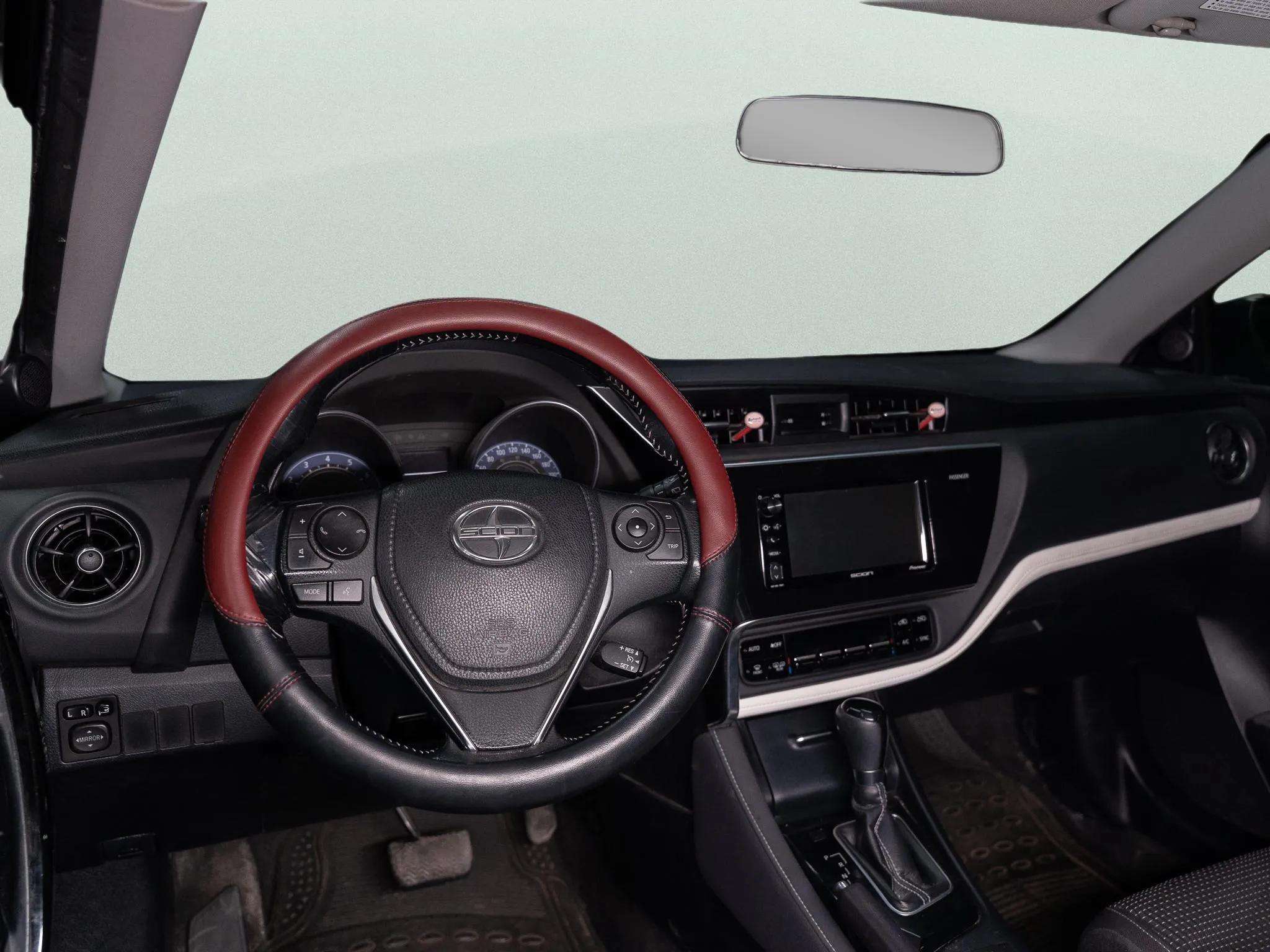 2016 Toyota Scion im