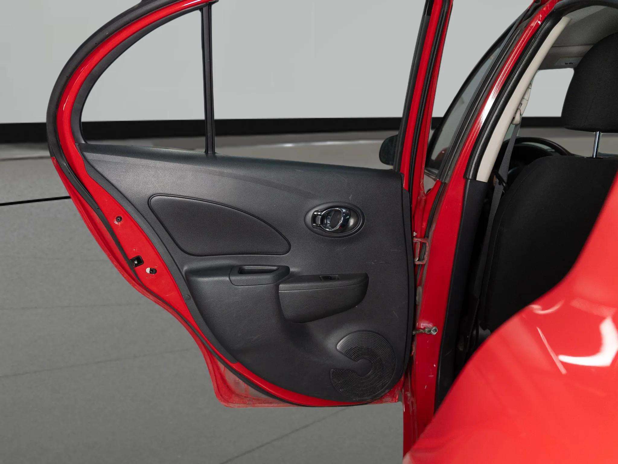 2016 NISSAN MICRA SV