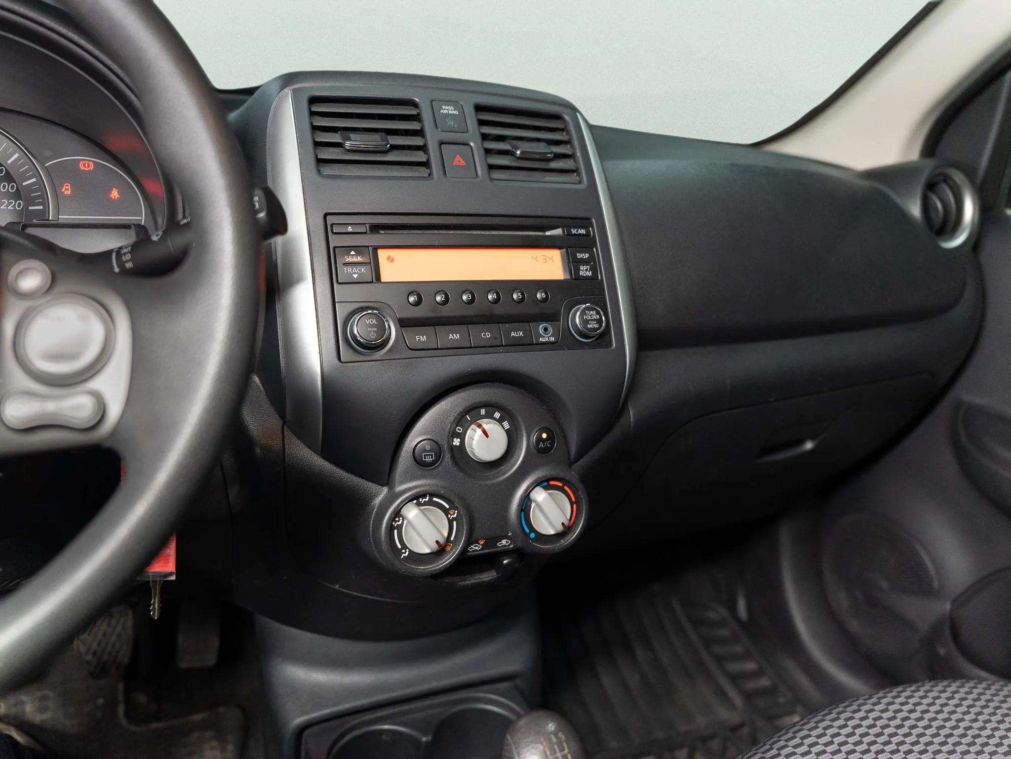 2016 NISSAN MICRA SV