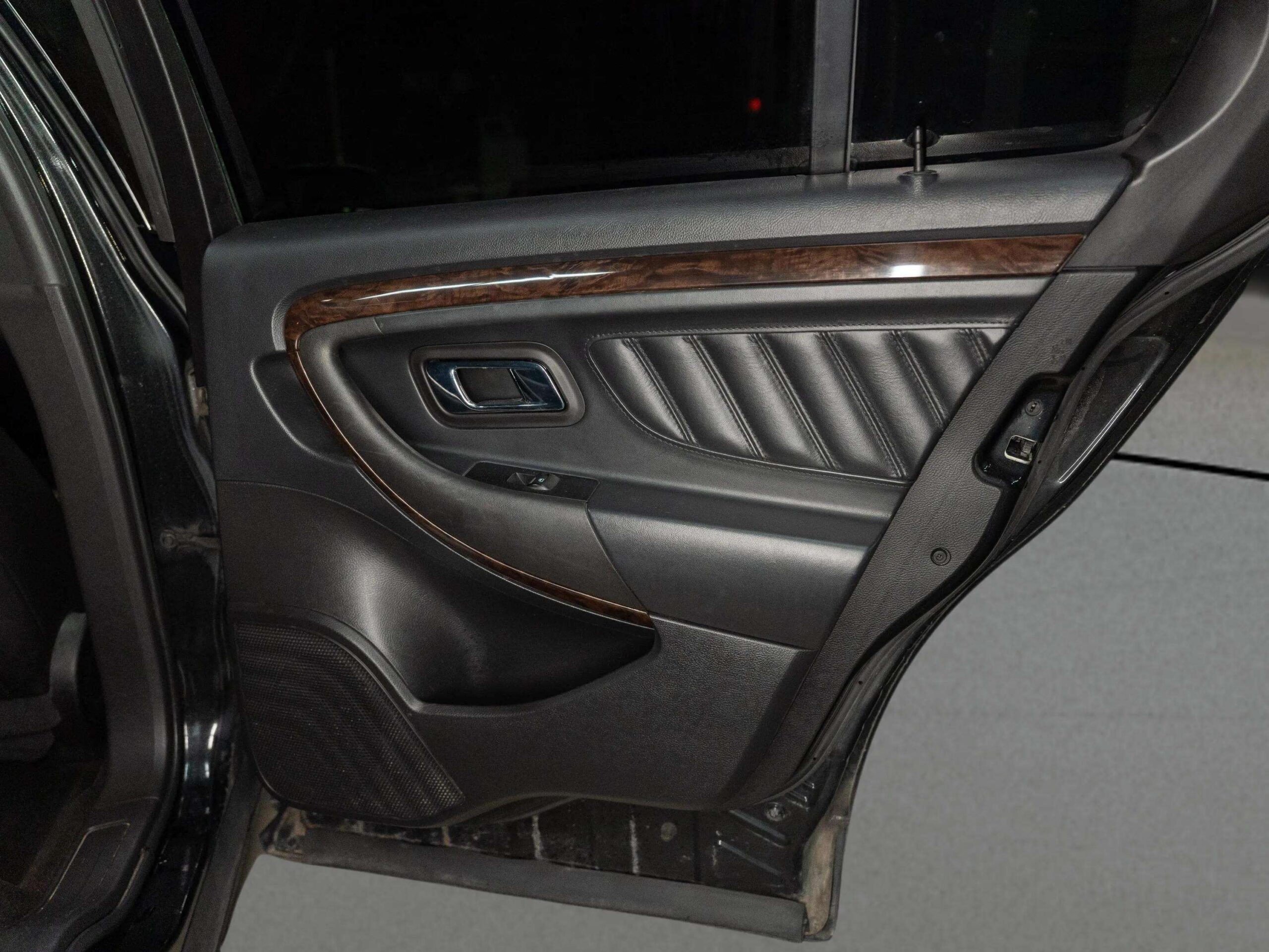 2015 Ford Taurus