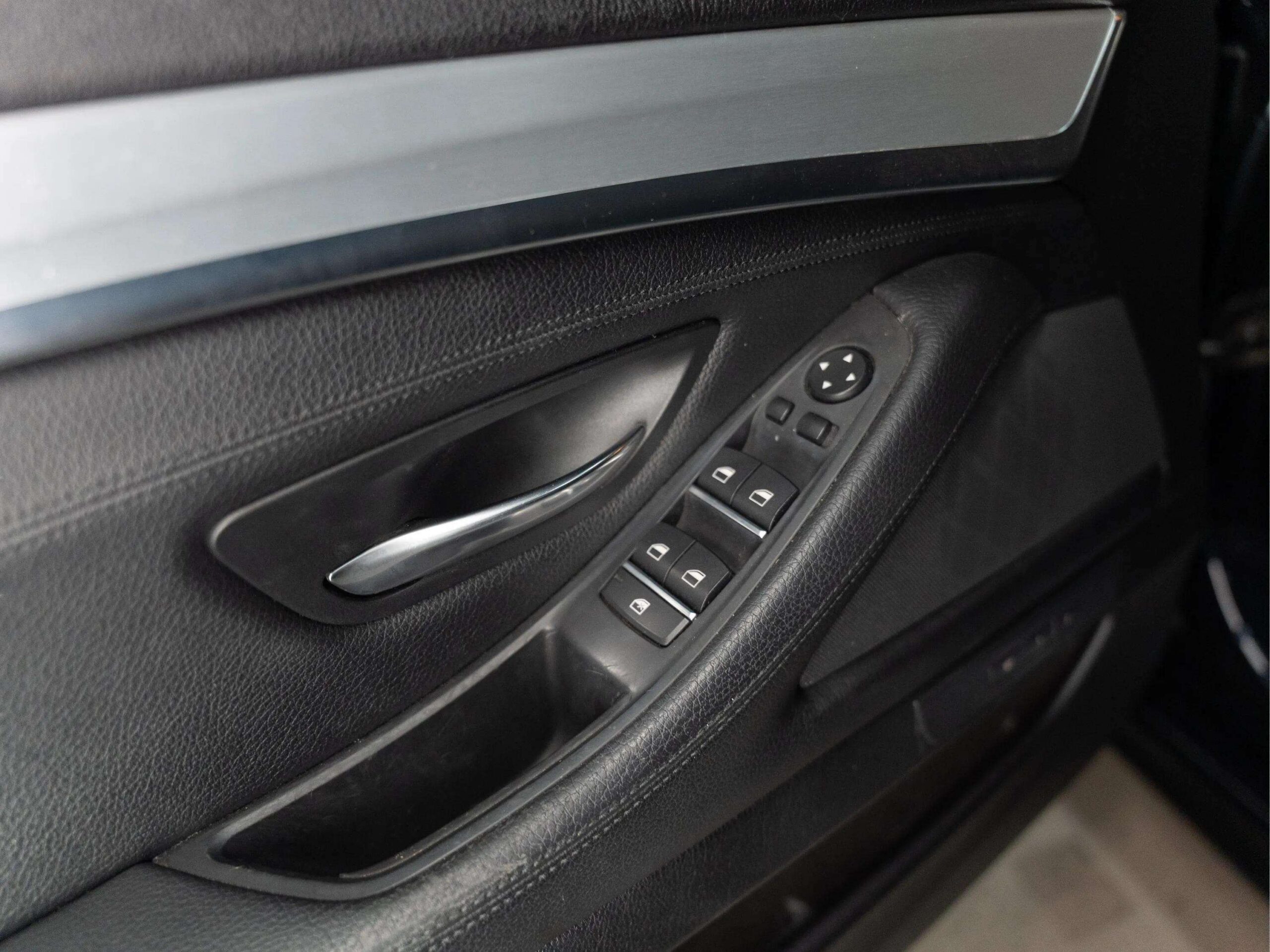 2016 BMW 528i