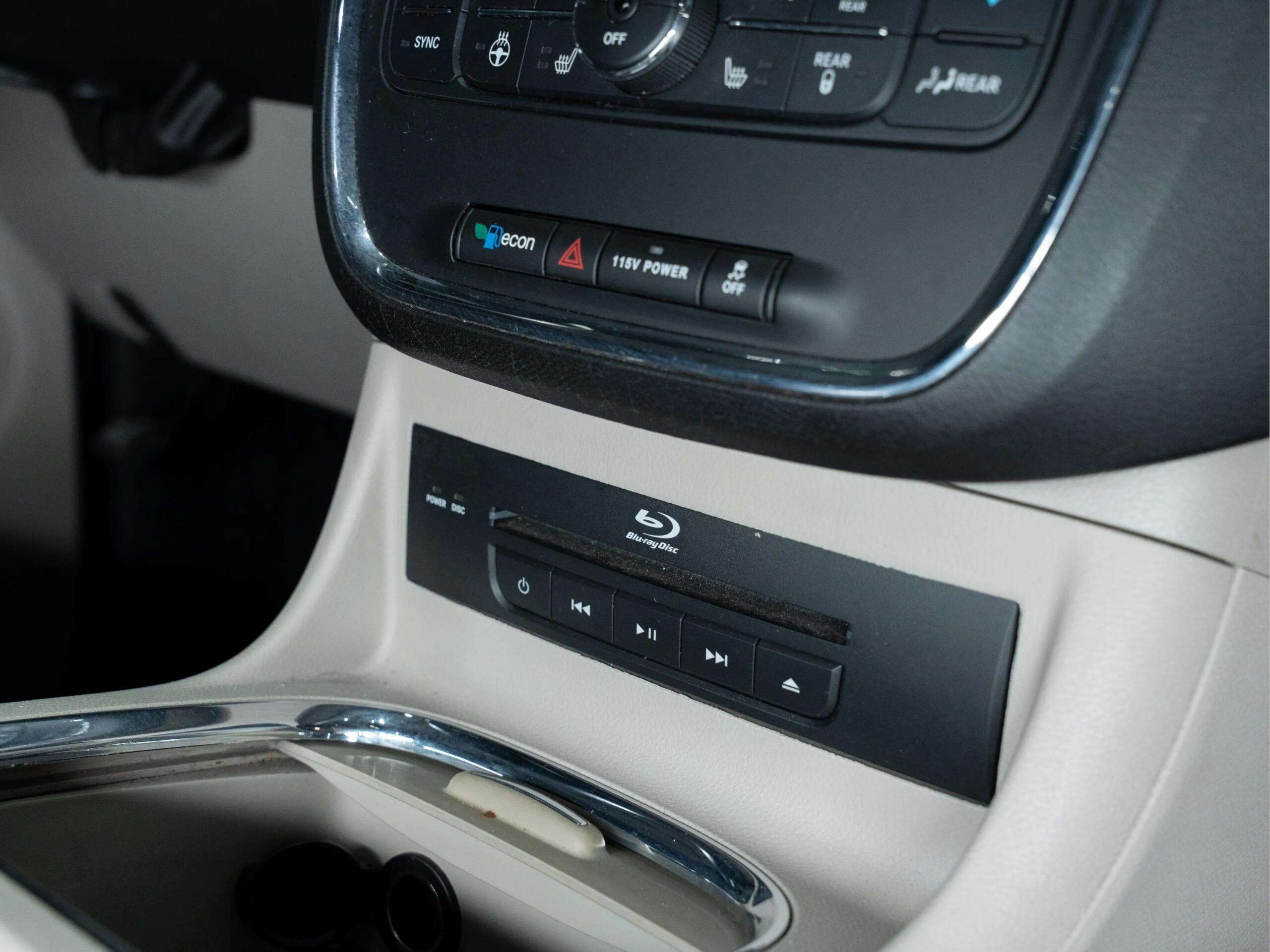 2015 CHRYSLER TOWN & COUNTRY