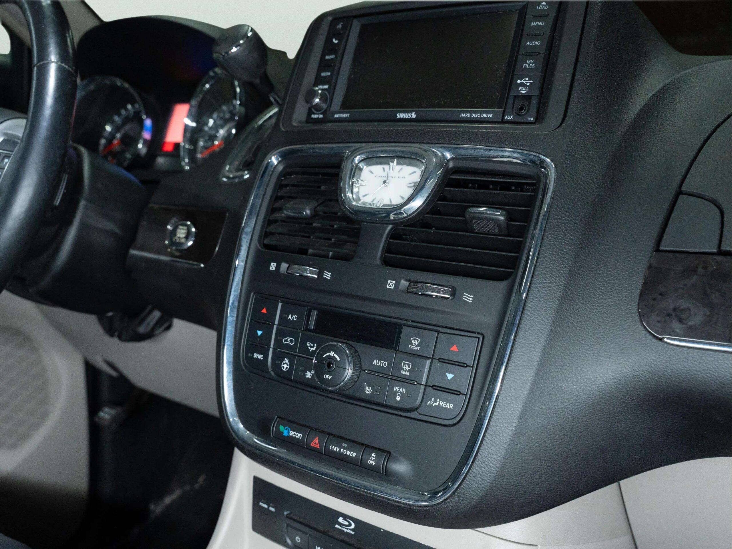 2015 CHRYSLER TOWN & COUNTRY