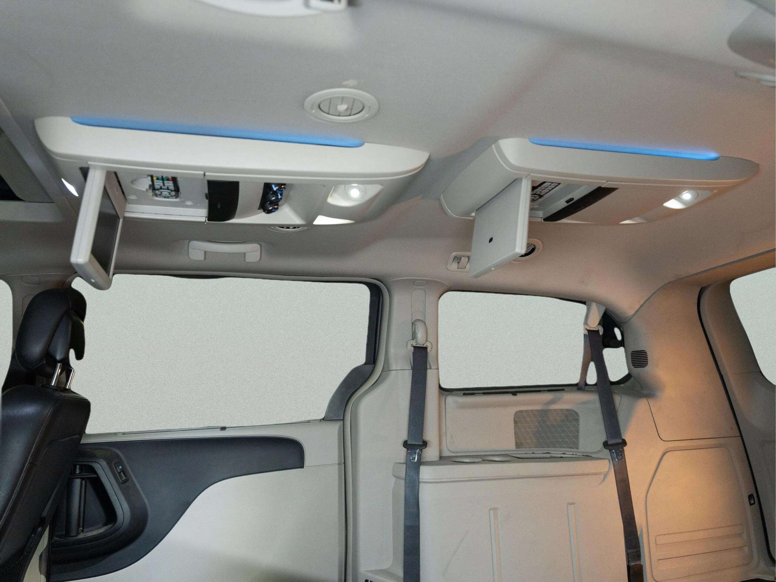 2015 CHRYSLER TOWN & COUNTRY