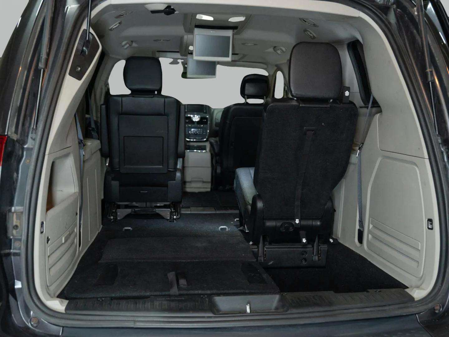 2015 CHRYSLER TOWN & COUNTRY