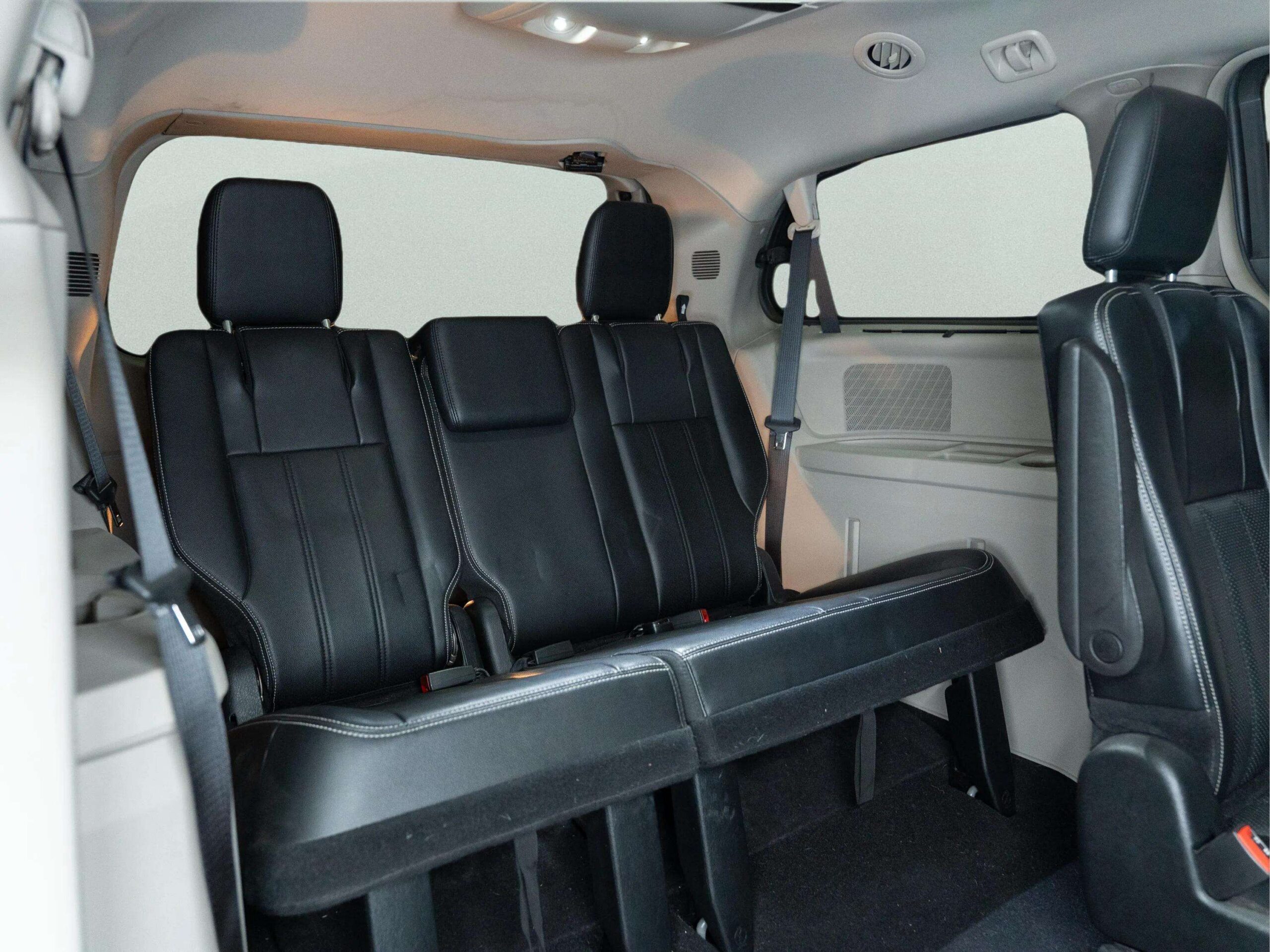 2015 CHRYSLER TOWN & COUNTRY