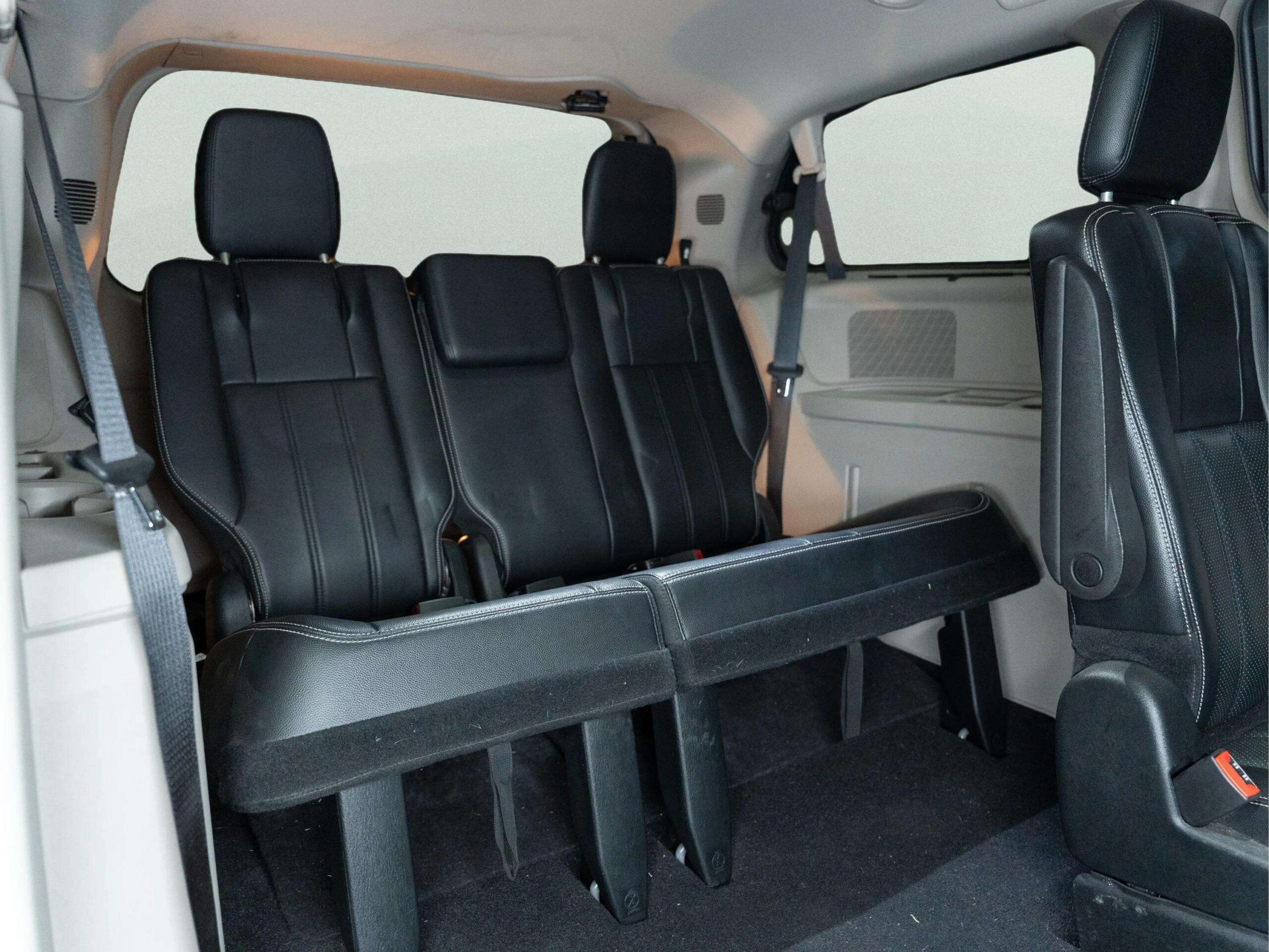 2015 CHRYSLER TOWN & COUNTRY