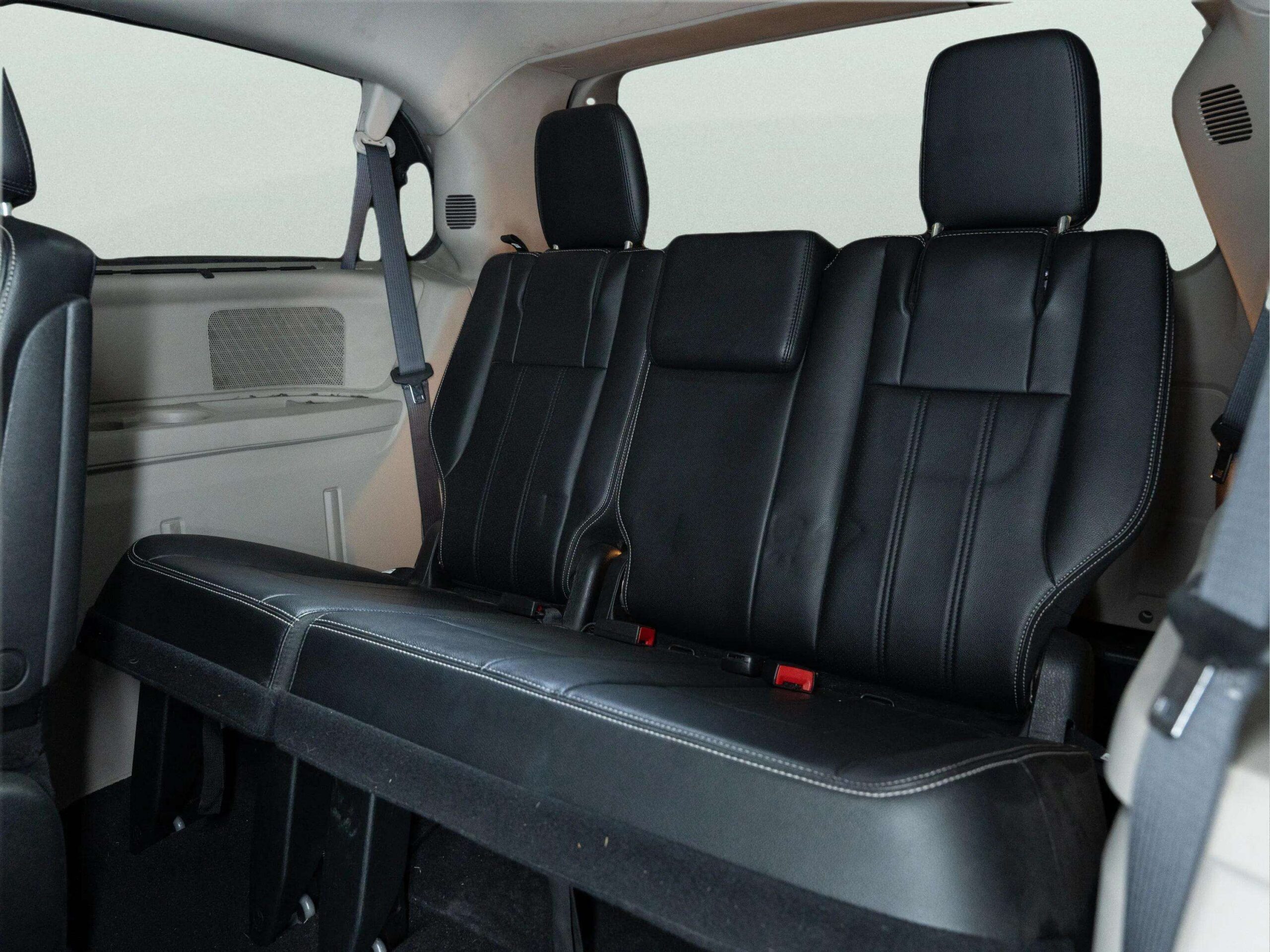 2015 CHRYSLER TOWN & COUNTRY