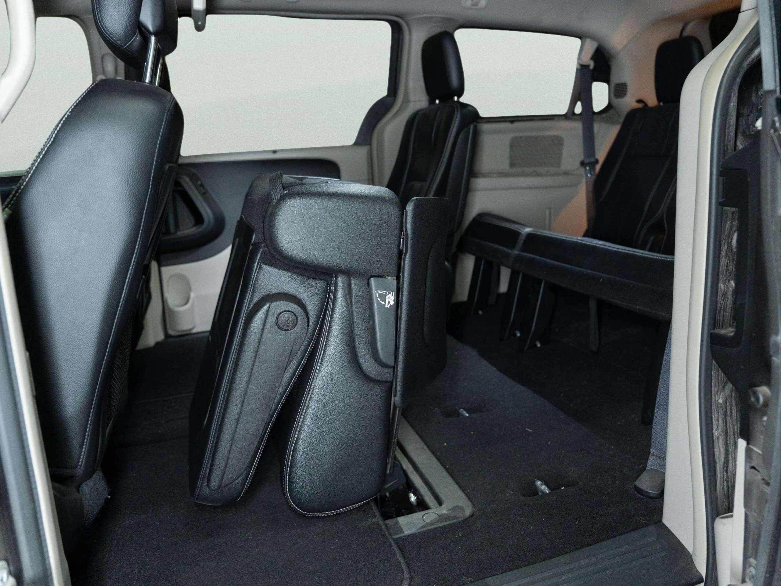 2015 CHRYSLER TOWN & COUNTRY