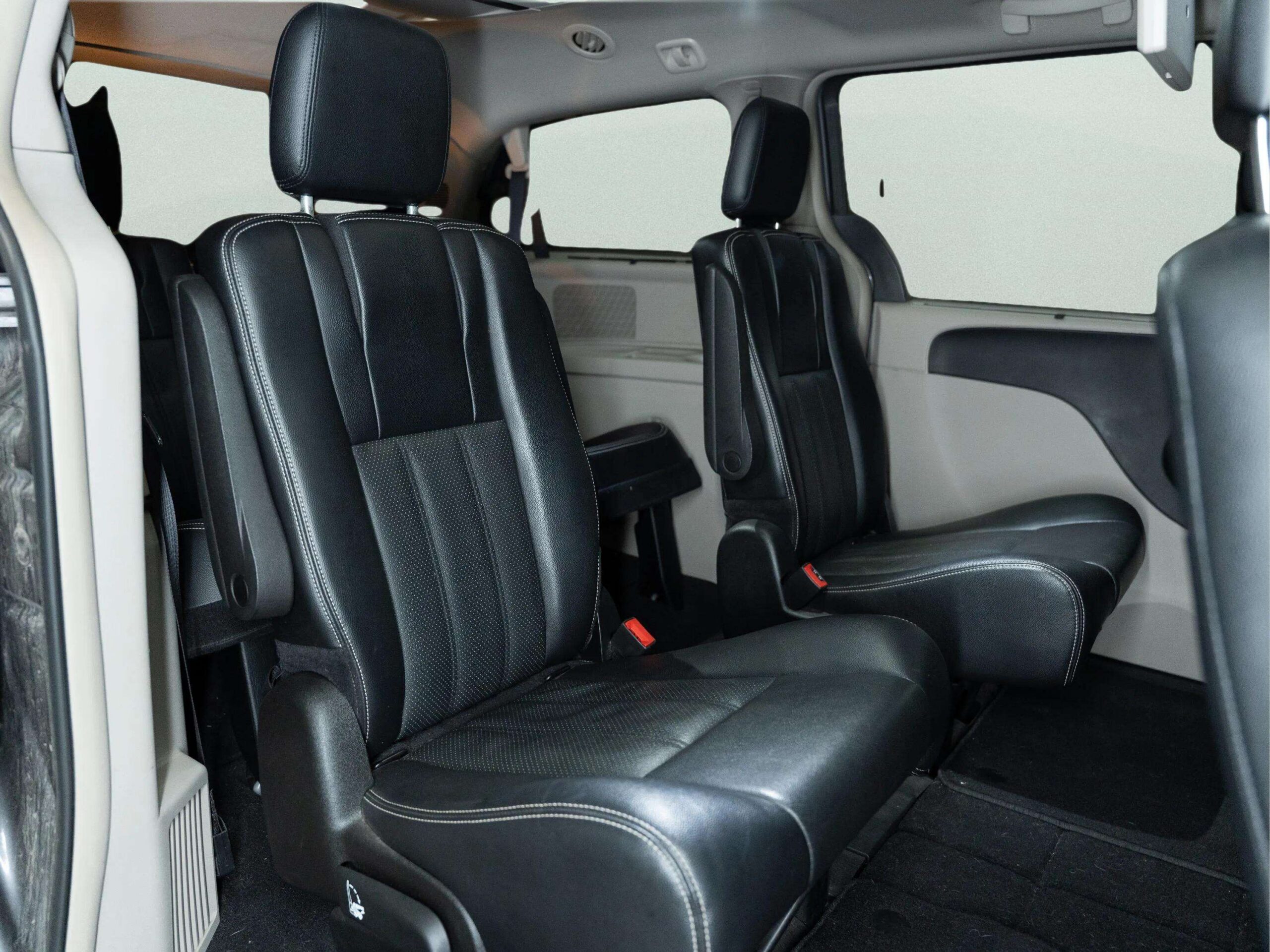 2015 CHRYSLER TOWN & COUNTRY