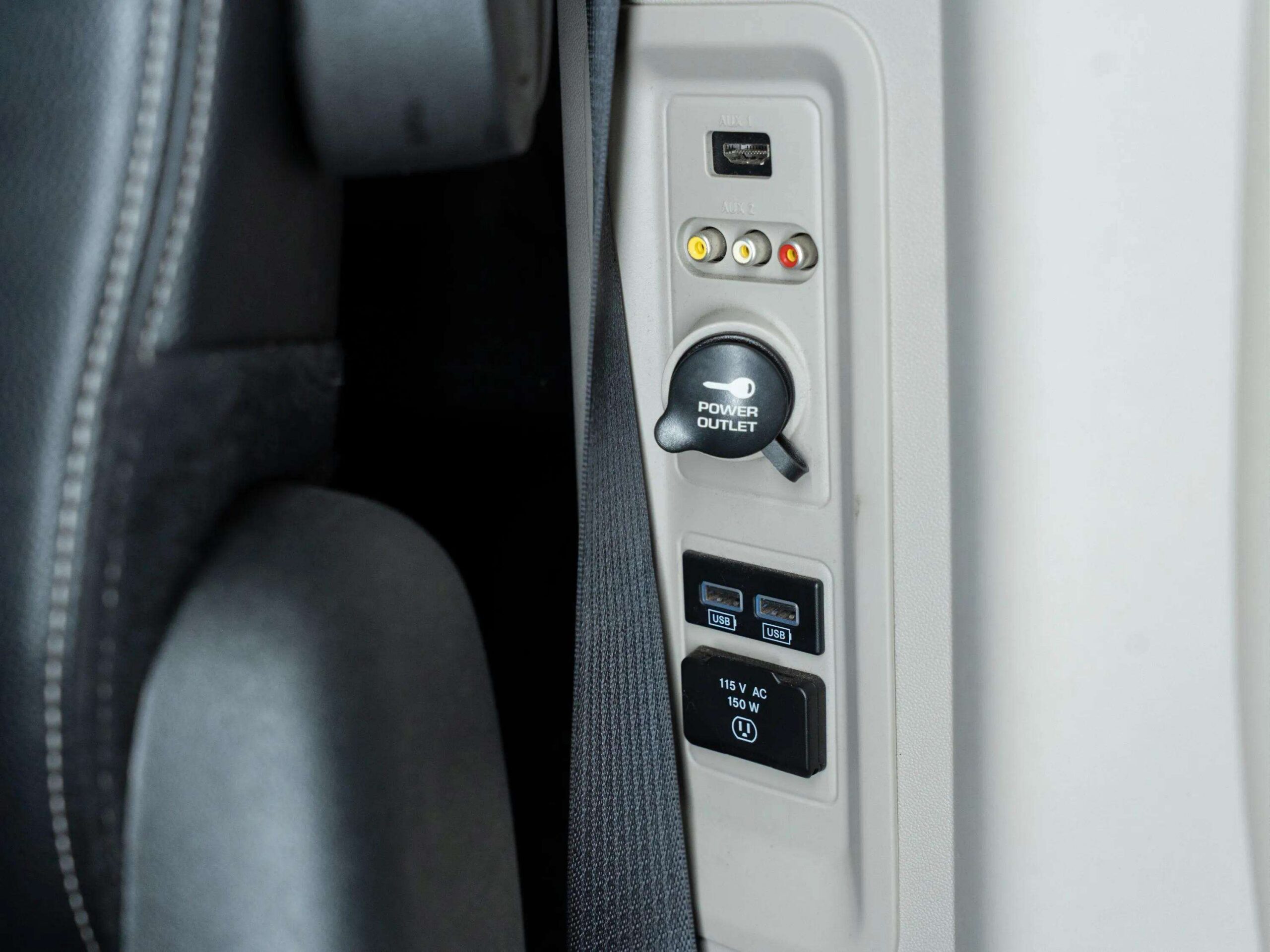 2015 CHRYSLER TOWN & COUNTRY